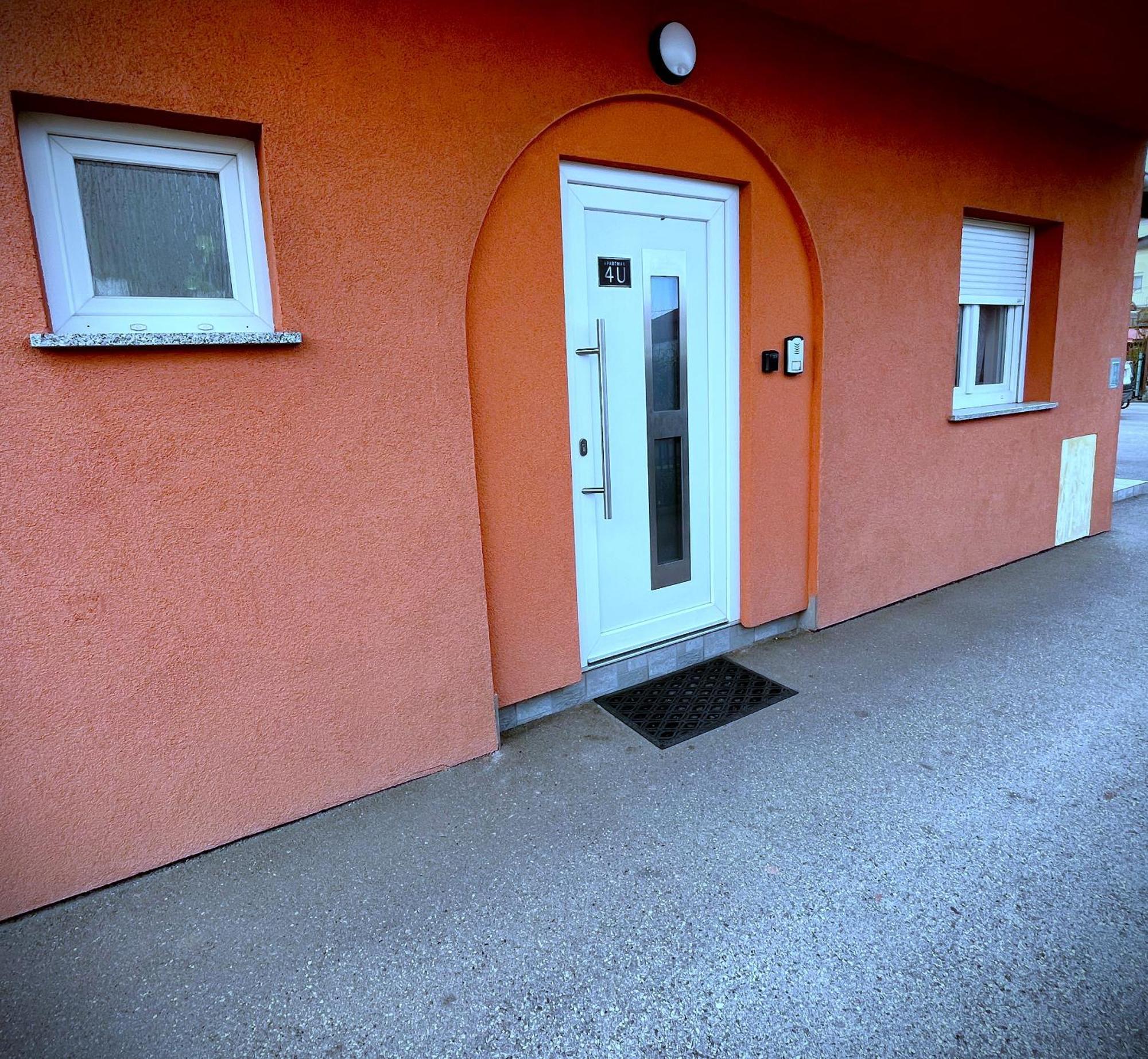 Apartman 4U Velika Gorica Near Zagreb Airport Exterior foto