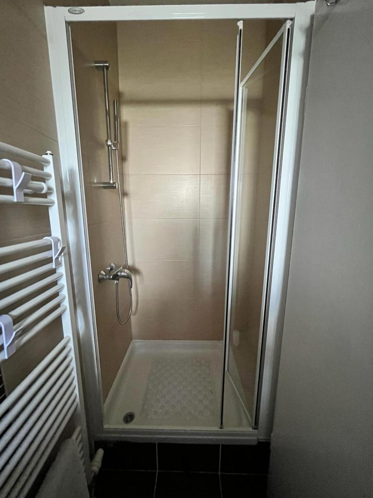 Apartman 4U Velika Gorica Near Zagreb Airport Exterior foto