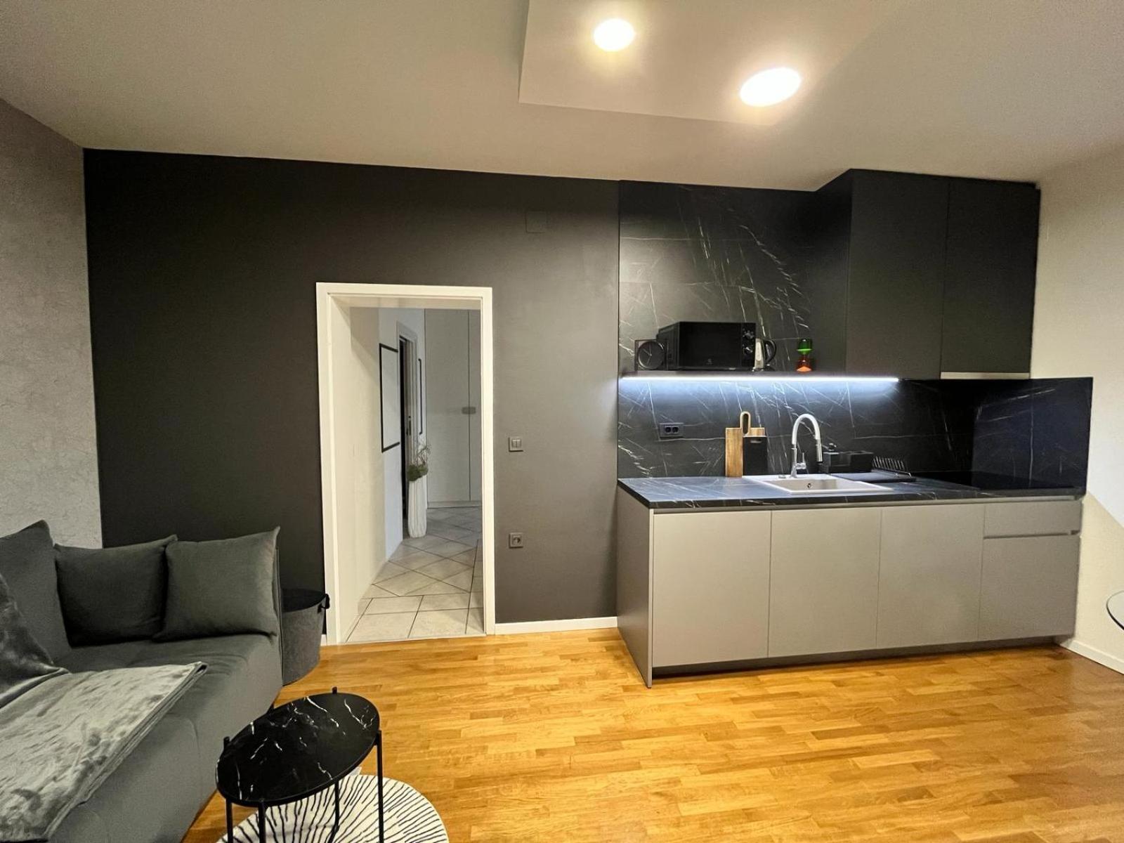 Apartman 4U Velika Gorica Near Zagreb Airport Exterior foto
